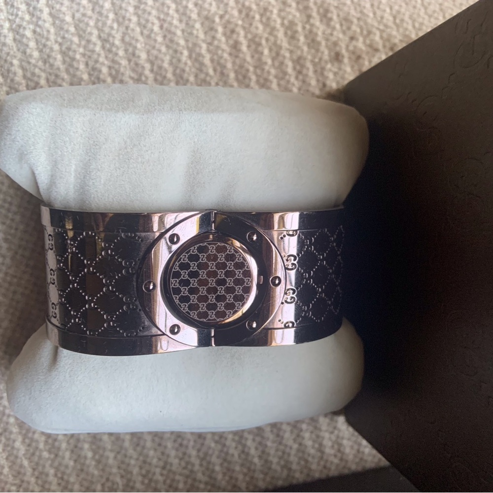 Almost new GUCCI twirl watch with box, beautiful brown metallic - Picture 4 of 7
